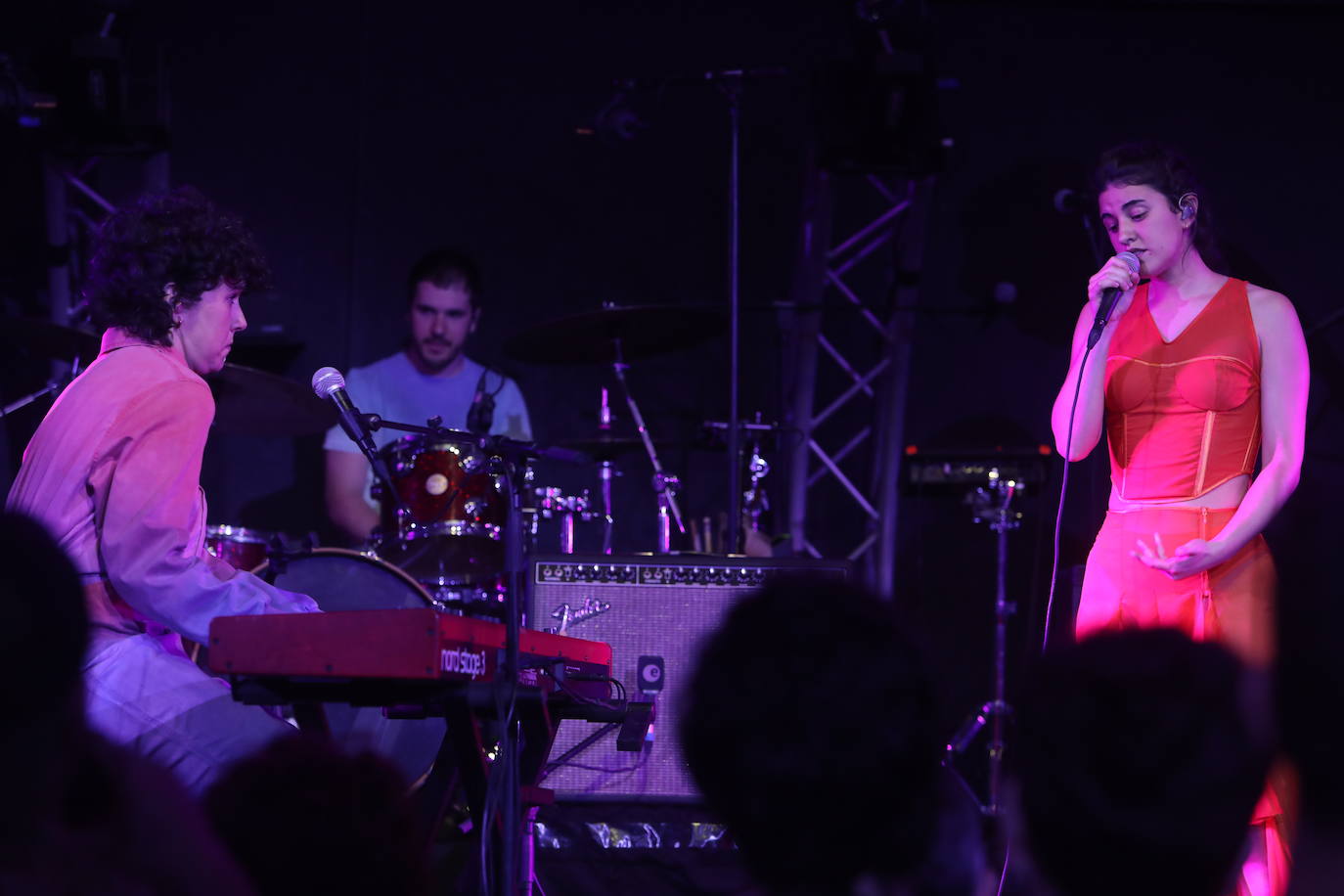 Fotos: Jorge Drexler da el broche musical de oro al IX Congreso de la Lengua en Cádiz