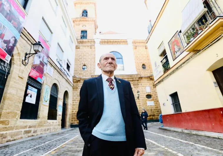 El Chacha: «Me llamaron de Jerez y Sevilla para encender, pero como mi Cádiz, ni hablar»