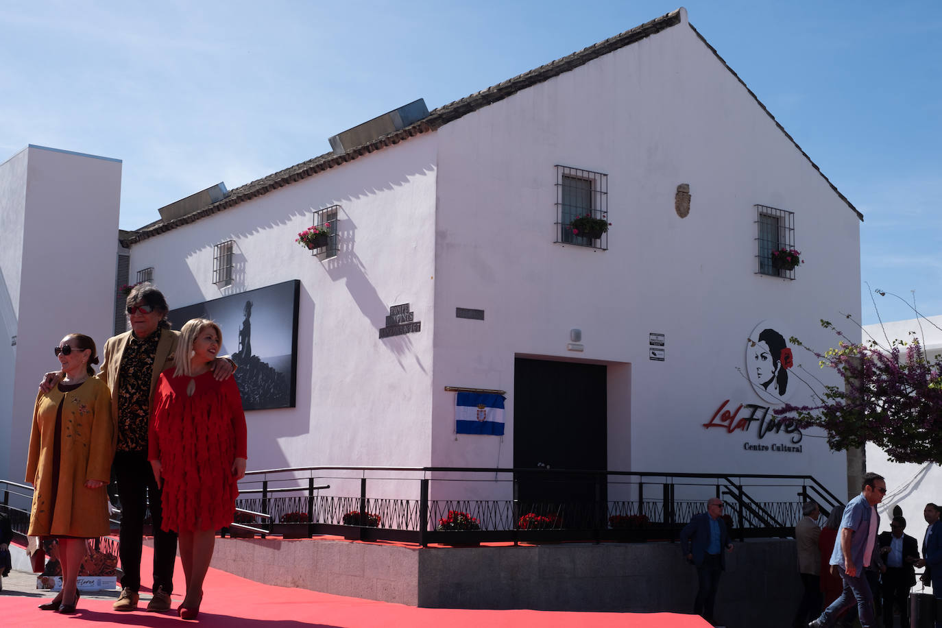 Fotos: La familia Flores inaugura el centro cultural en recuerdo de su madre Lola, &#039;La Faraona&#039;