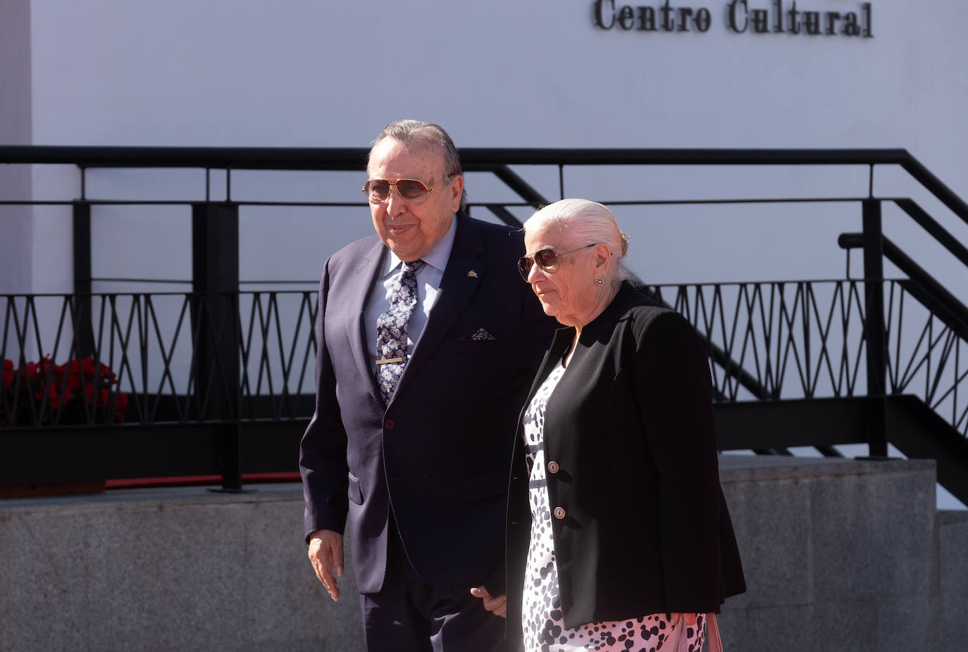 Fotos: La familia Flores inaugura el centro cultural en recuerdo de su madre Lola, &#039;La Faraona&#039;