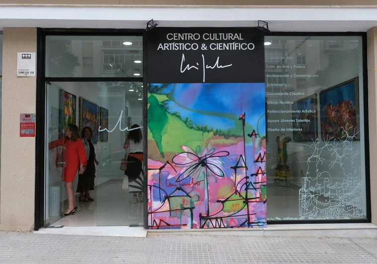 El centro Luis Gonzalo inaugura la exposición 'Sueños lúcidos' en Cádiz