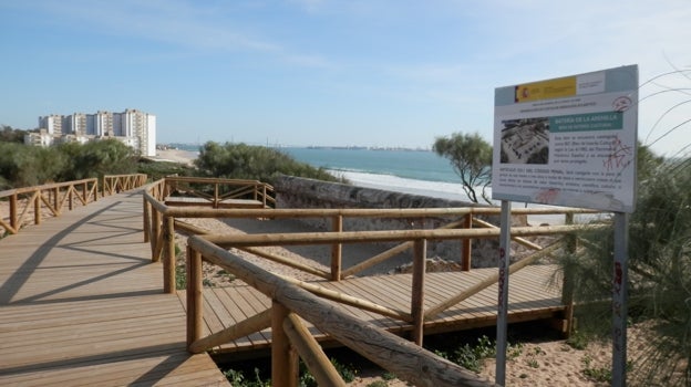 Batería de defensa de la Bahía del paseo Blas de Lezo