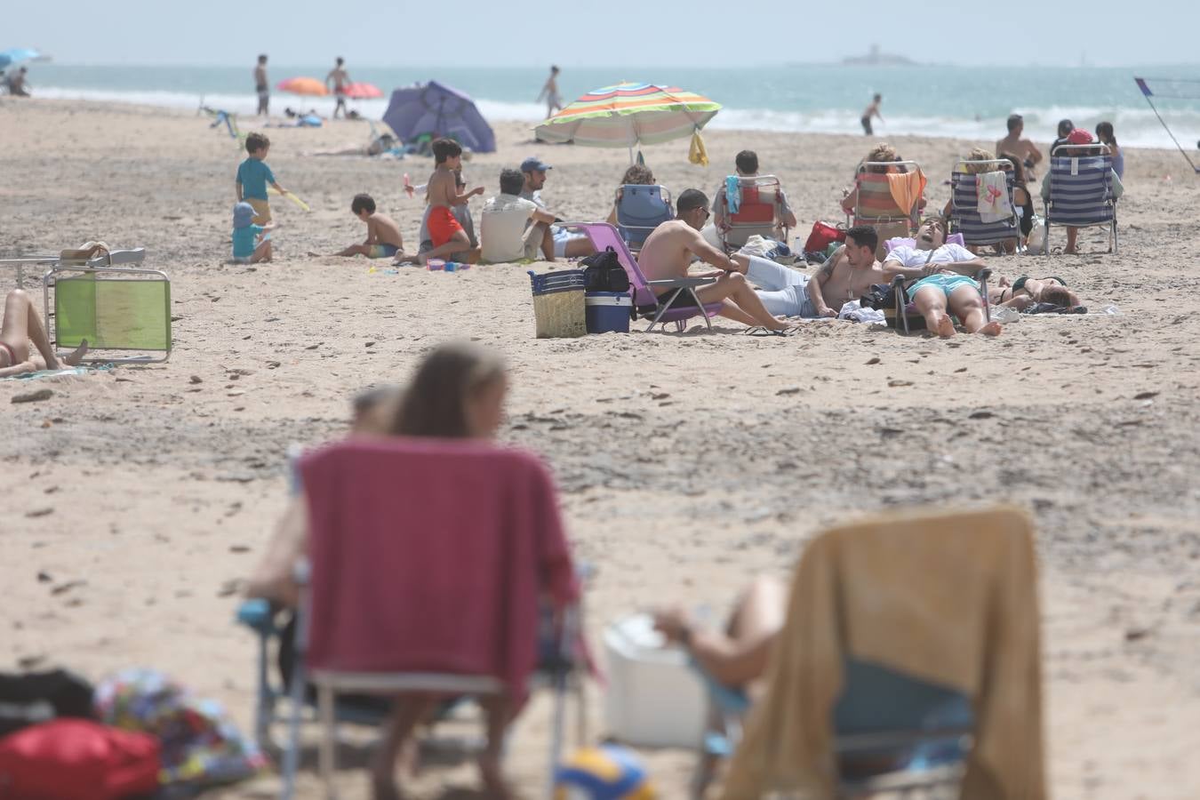 Fotos: Cádiz llena sus playas en Semana Santa