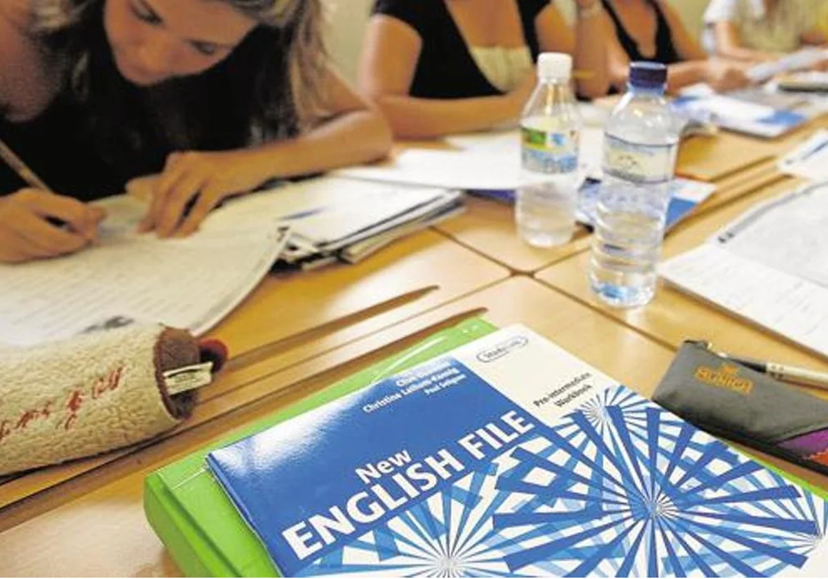 La Escuela Oficial de Idiomas de Cádiz impartirá chino el próximo curso