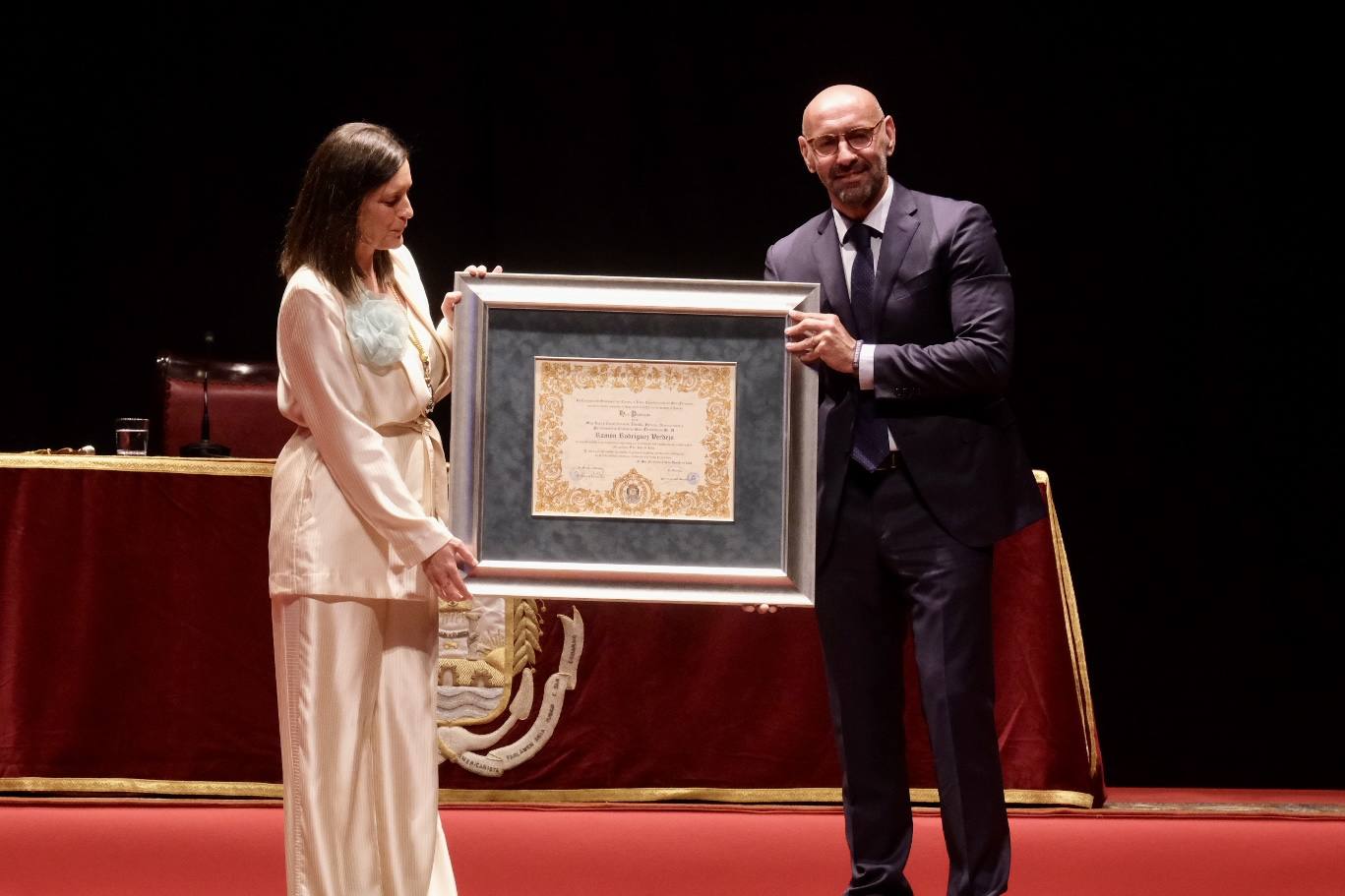Fotos: Monchi recibe el Título de Hijo Predilecto de San Fernando