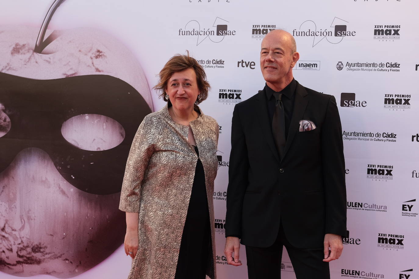 Fotos: La alfombra roja del Gran Teatro Falla