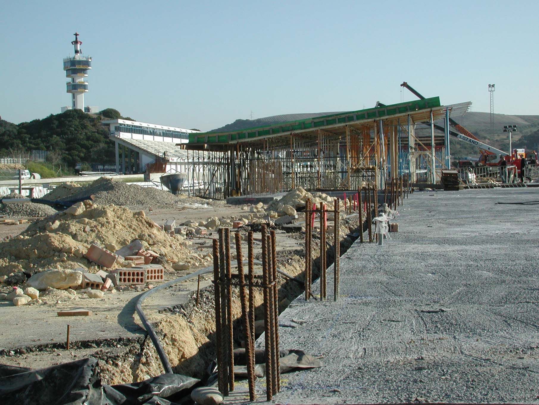 Desde su inauguración en 1985, el Circuito de Jerez se ha sometido a varias obras de mejoras de seguridad y ampliación de sus instalaciones