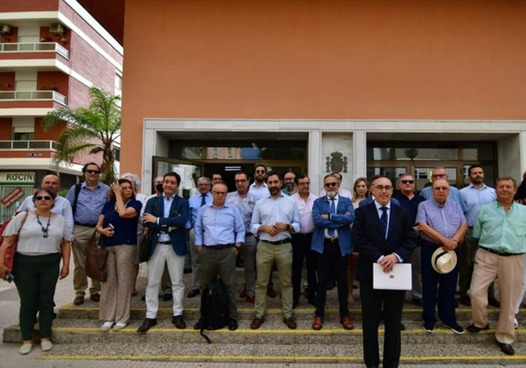 Los abogados también van a la protesta en Cádiz