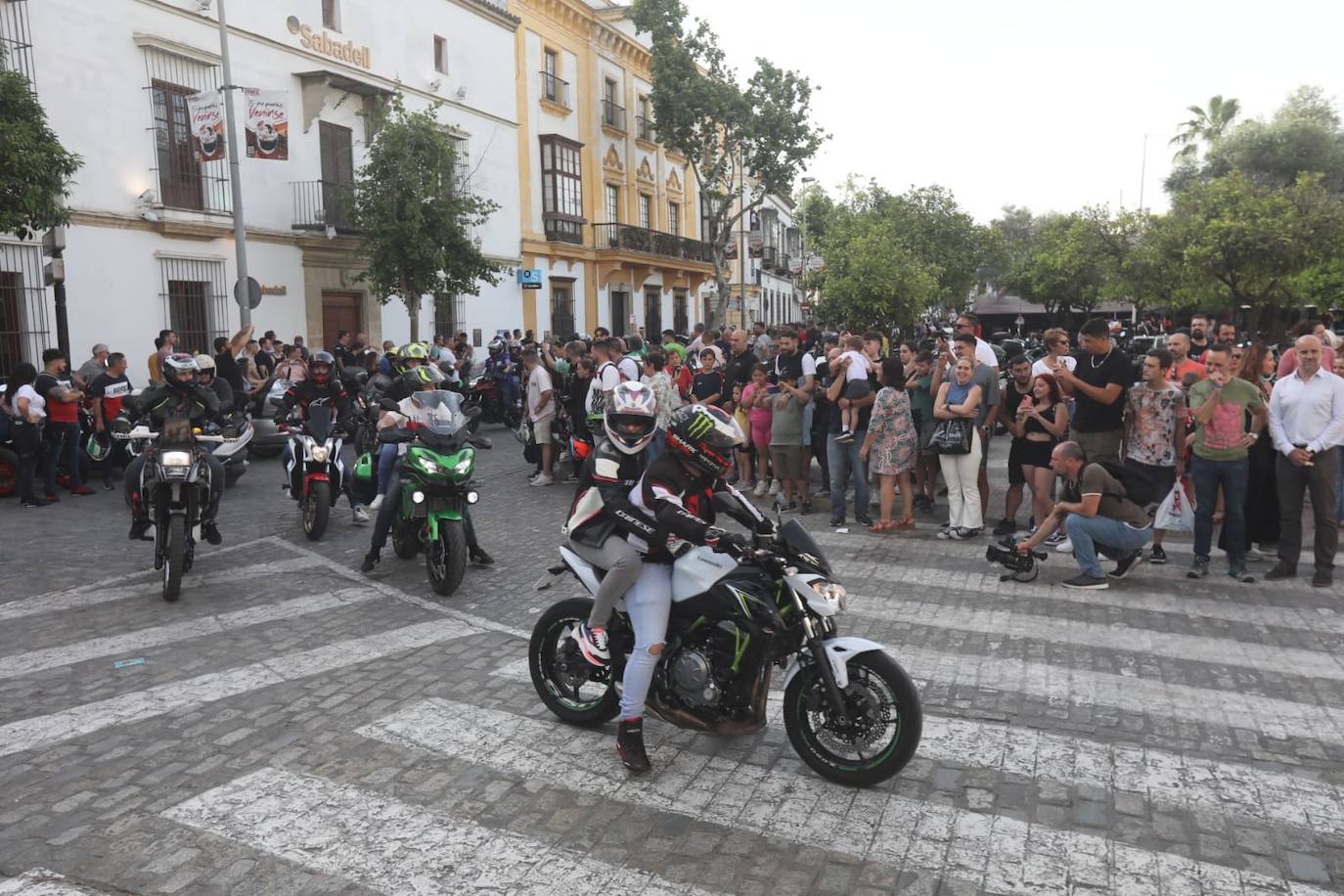 Fotos: Así ha sido la caravana motera en Jerez