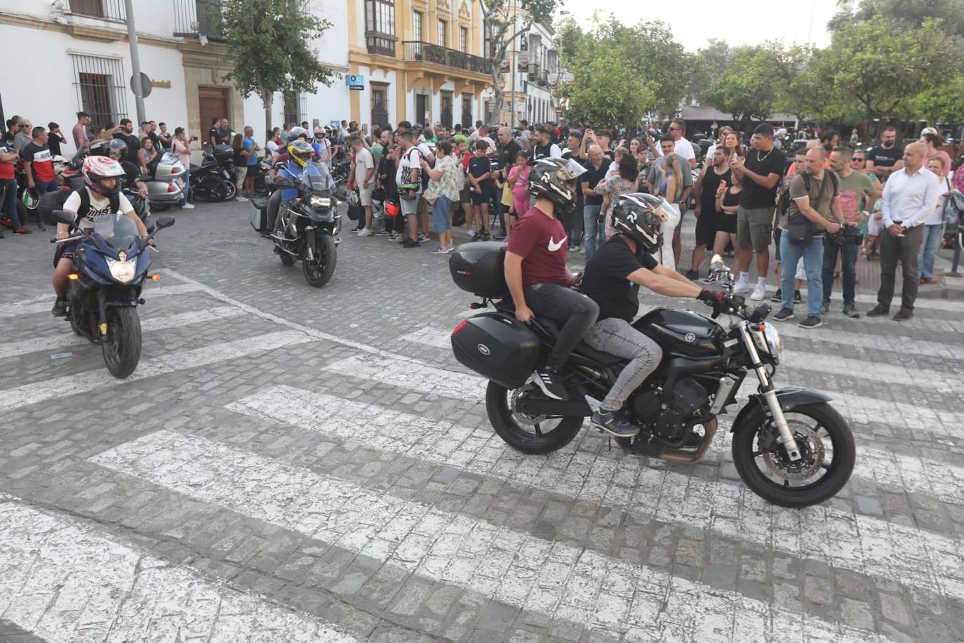 Fotos: Así ha sido la caravana motera en Jerez