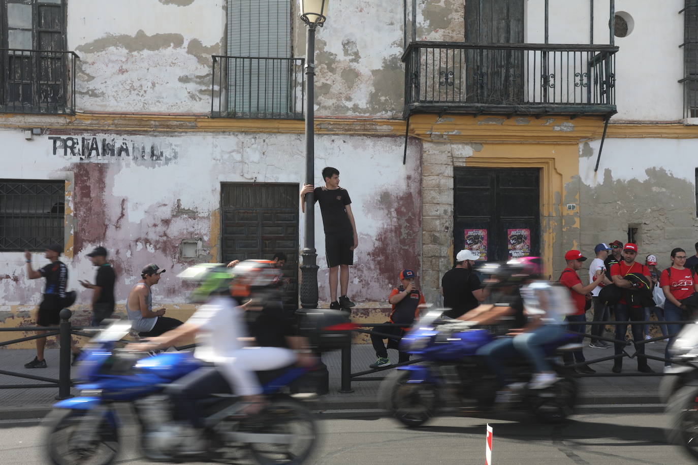 Fotos: Gran ambiente de aficionados en Jerez