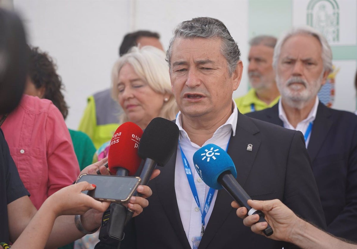 El el consejero de la Presidencia, Interior, Diálogo Social y Simplificación Administrativa, Antonio Sanz, en el Gran Premio de Jerez.