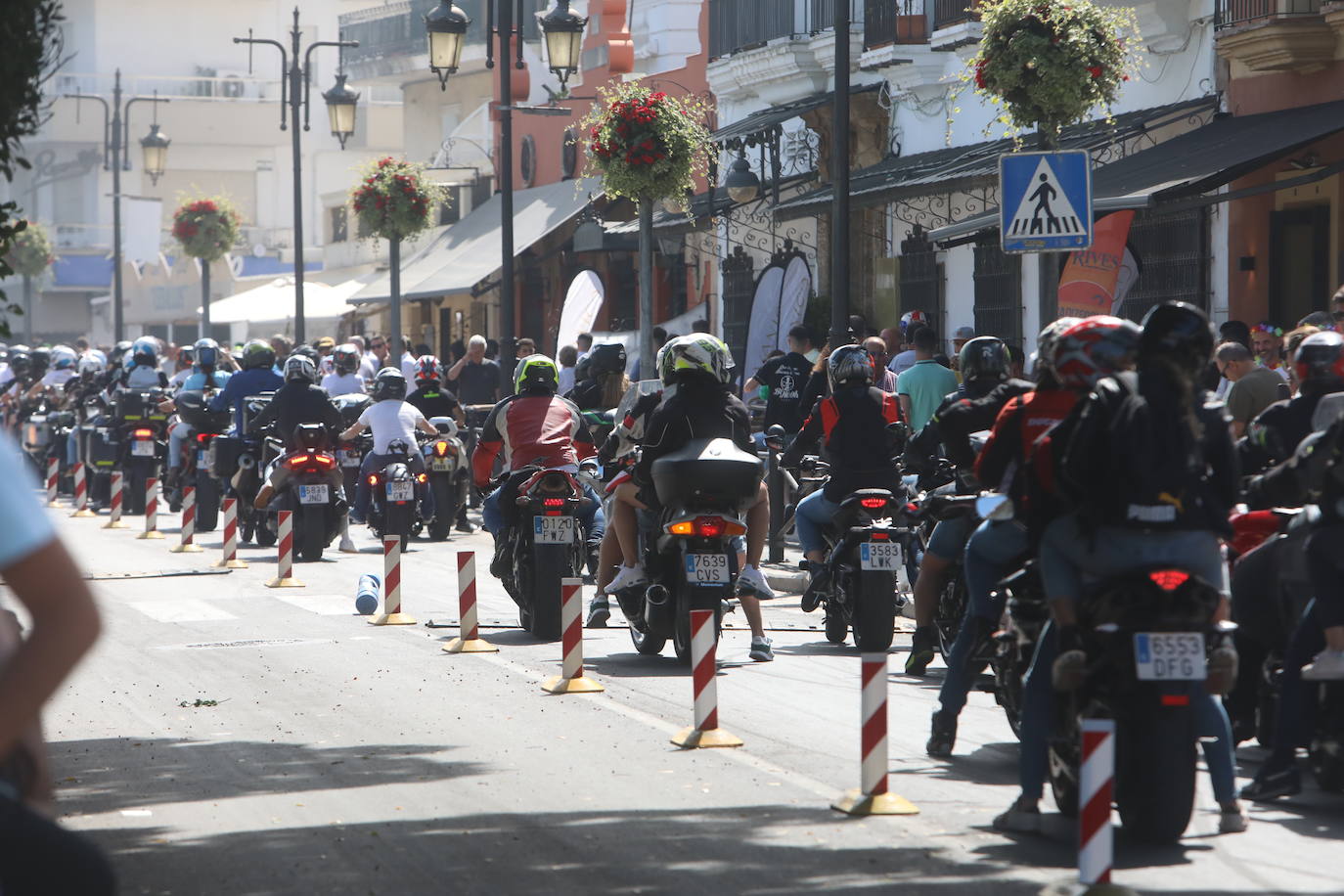 Fotos: Sábado de motos con gran ambiente en El Puerto