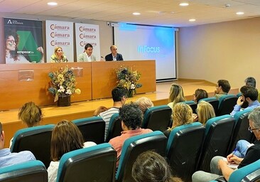 La Junta informa al sector empresarial de Jerez de las ayudas de Empleo para autónomos, emprendedores y cooperativas