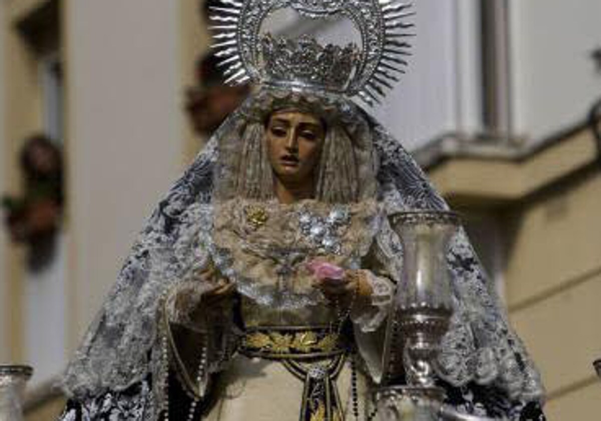 La Virgen de los Desamparados visita este domingo la residencia de Fragela