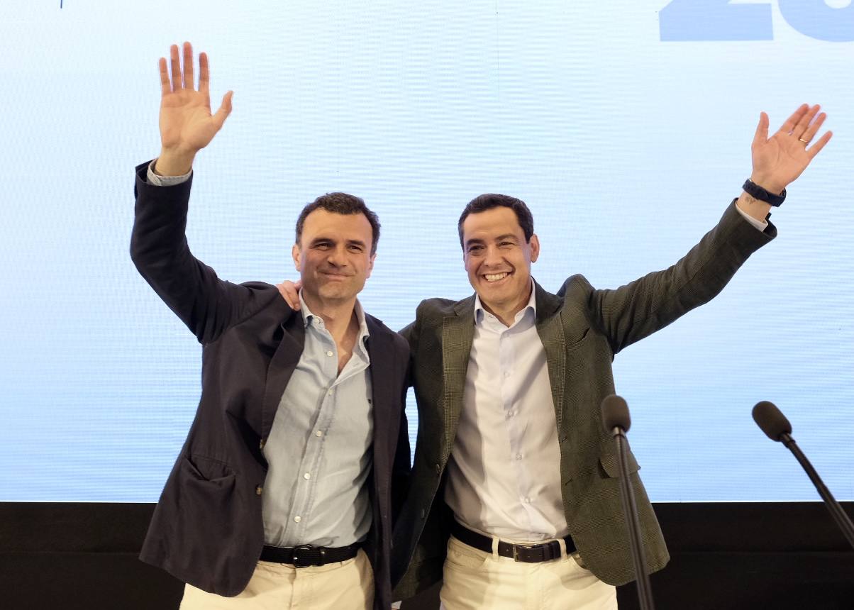 Fotos: las imágenes de la visita de Juanma Moreno a Cádiz par apoyar a Bruno