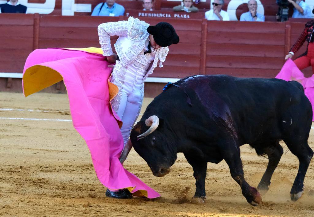 Fotos: Sábado de toros en Jerez con El Juli, Manzanares y Roca Rey