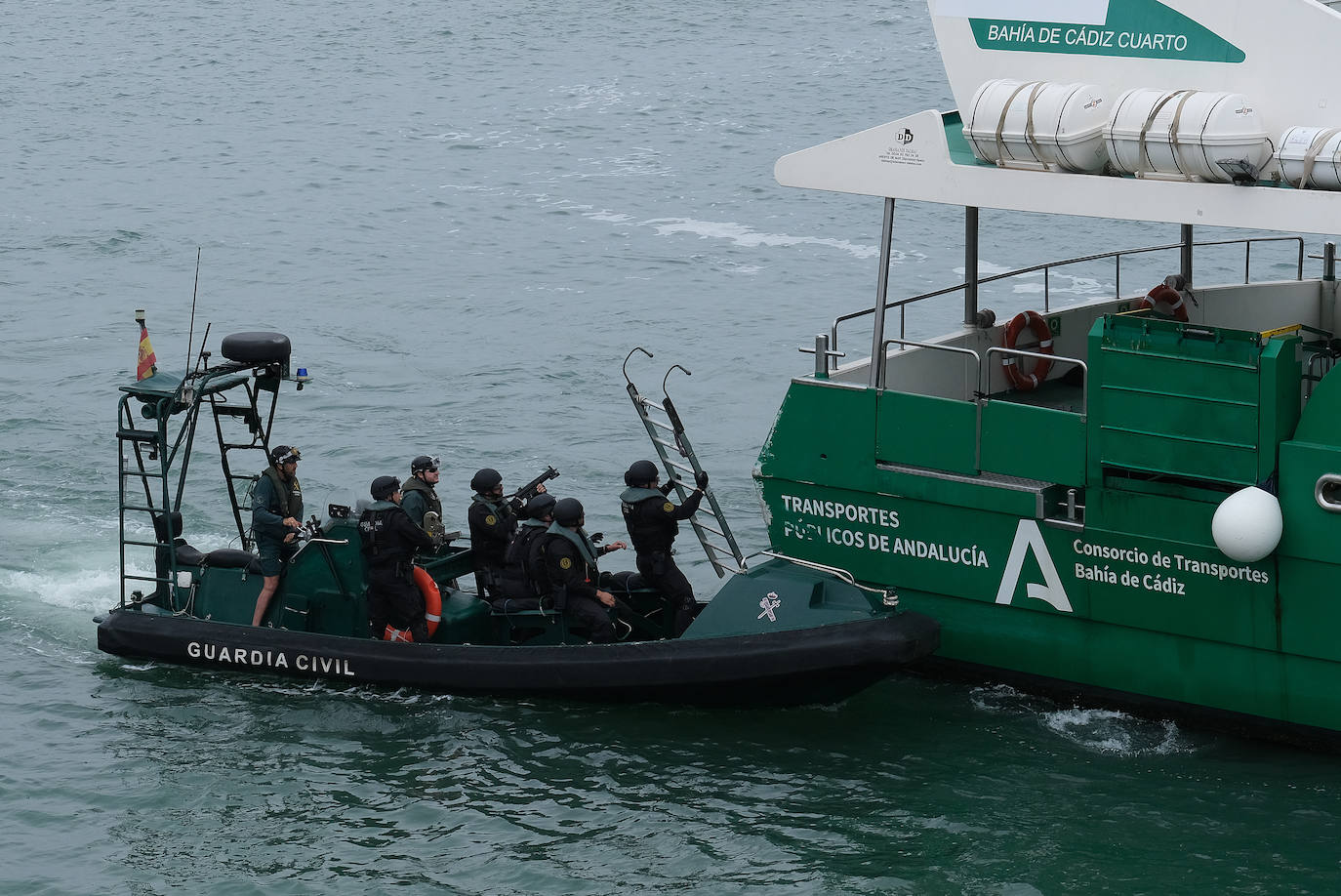 Fotos: Así ha sido la exhibición de medios de seguridad marítima de la Guardia Civil