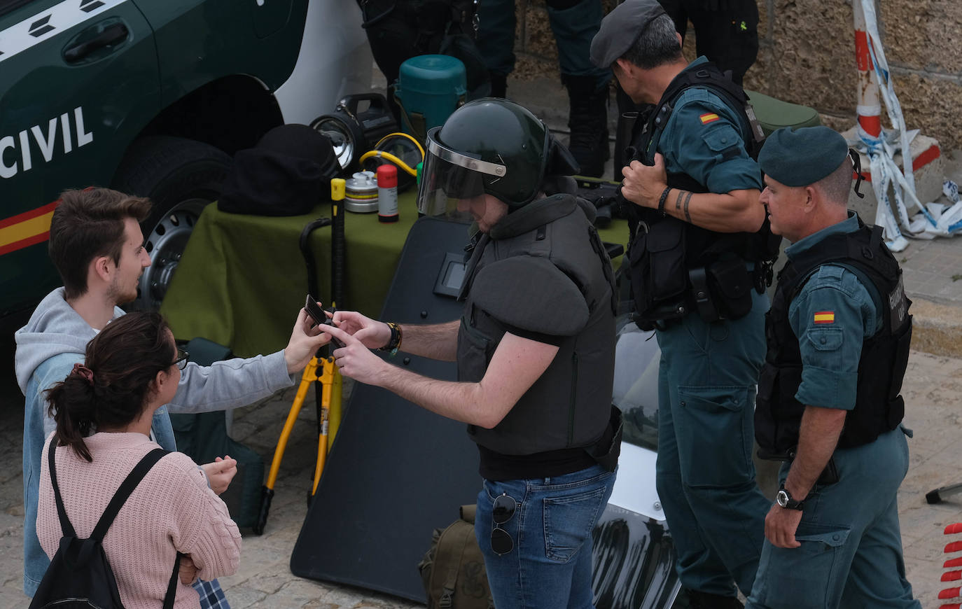 Fotos: Así ha sido la exhibición de medios de seguridad marítima de la Guardia Civil