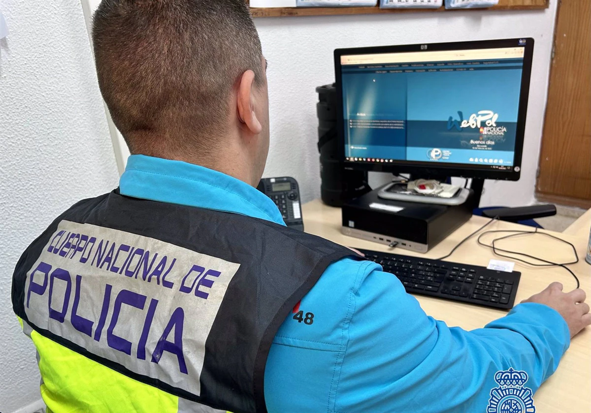 Más de 60 detenidos en toda España por comprar documentos falsos en el extranjero a través de redes sociales