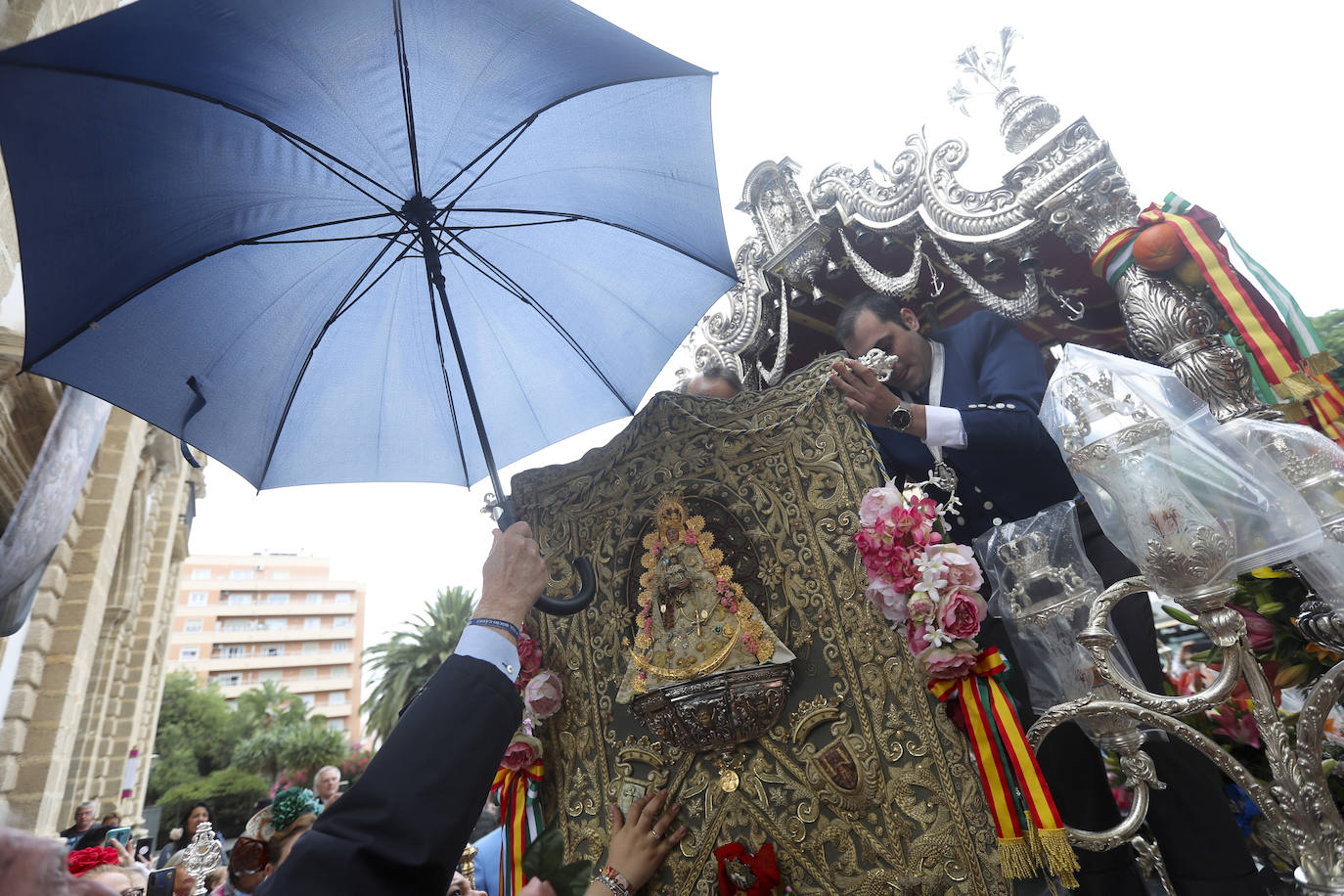 Fotos: Cádiz comienza la peregrinación a la aldea de El Rocío
