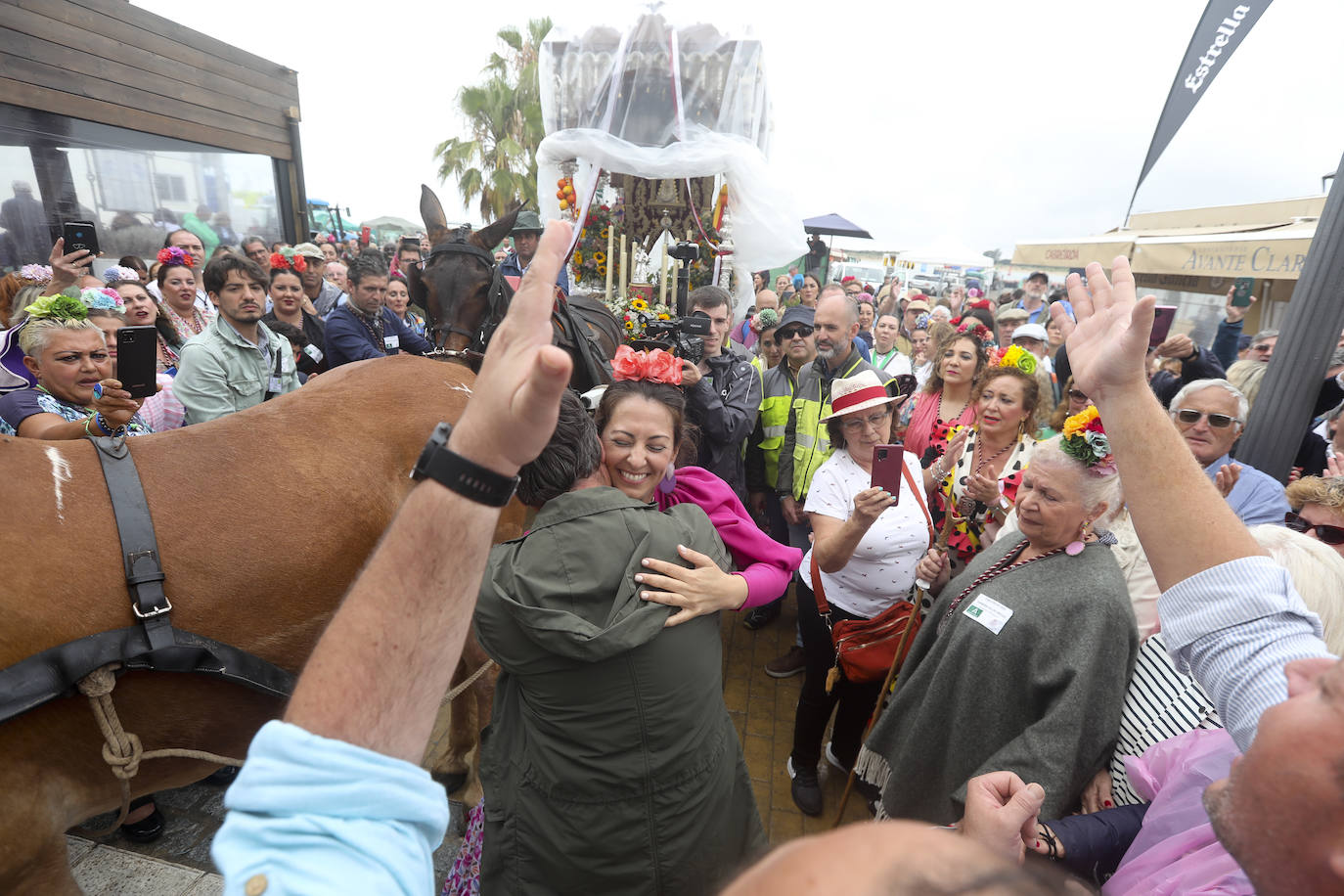 Fotos: Cádiz comienza la peregrinación a la aldea de El Rocío