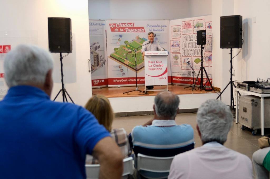 Fotos: Así ha sido el cierre de campaña de los candidatos a la Alcaldía de Cádiz