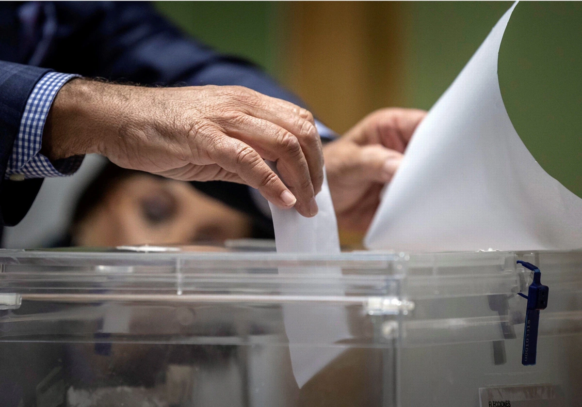Elecciones Municipales Cádiz 28M: Una jornada electoral con la provincia en juego