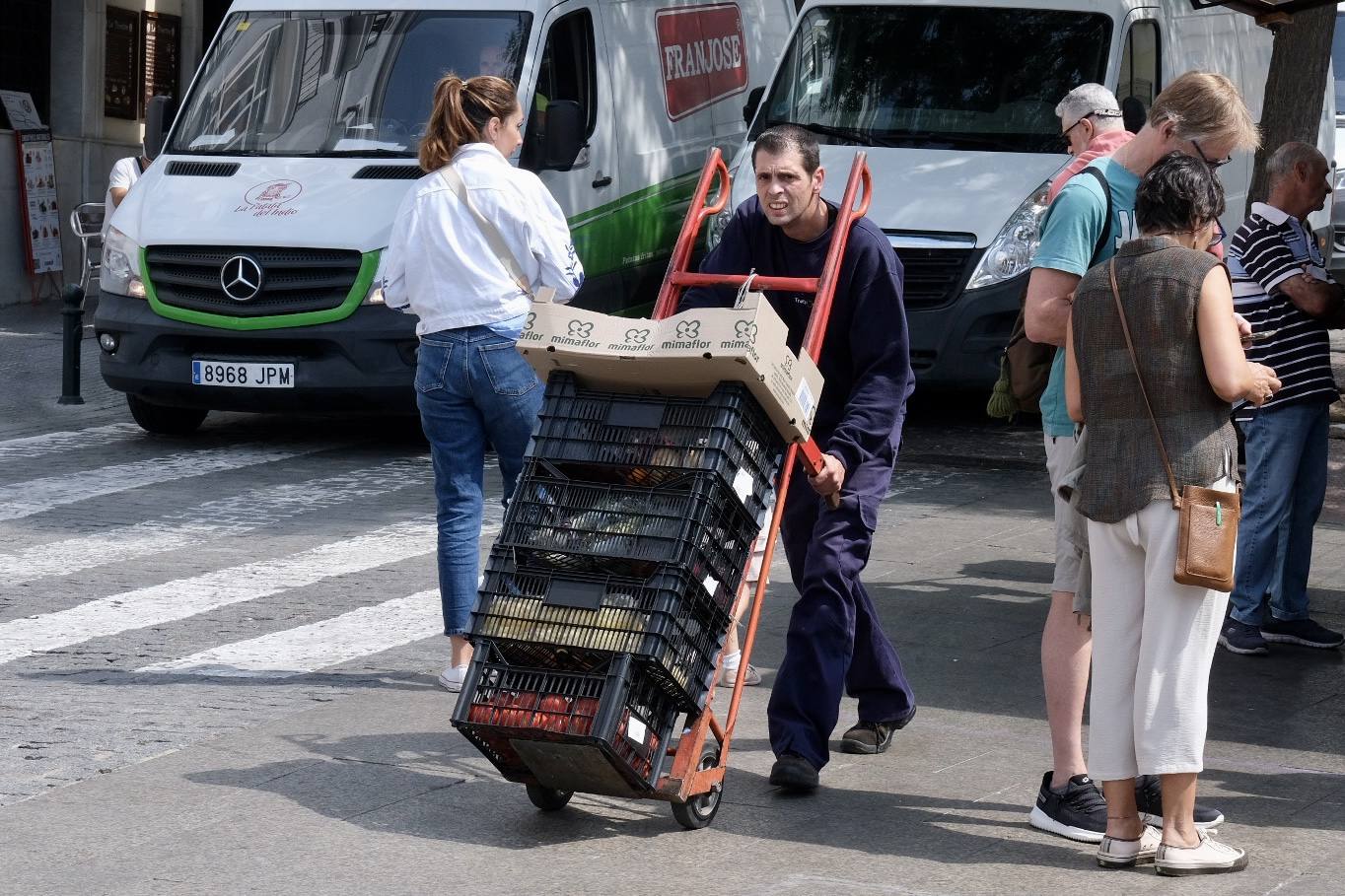 Fotos: Así vive Cádiz la jornada de reflexión