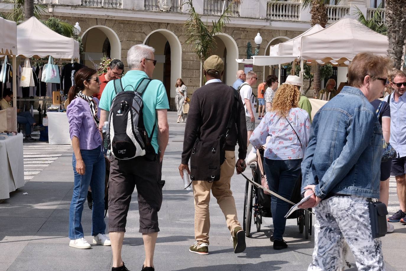 Fotos: Así vive Cádiz la jornada de reflexión