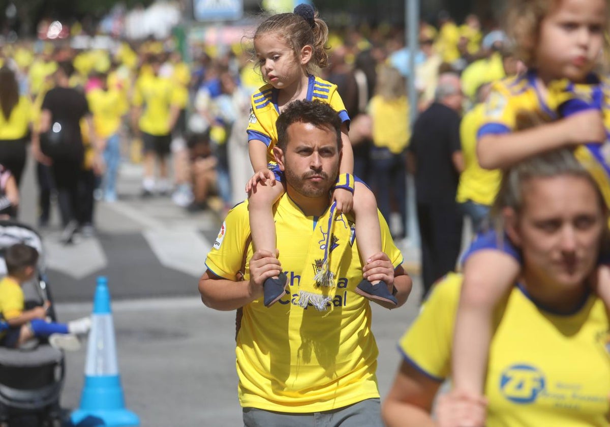 Fotos: Búscate en el Cádiz-Celta