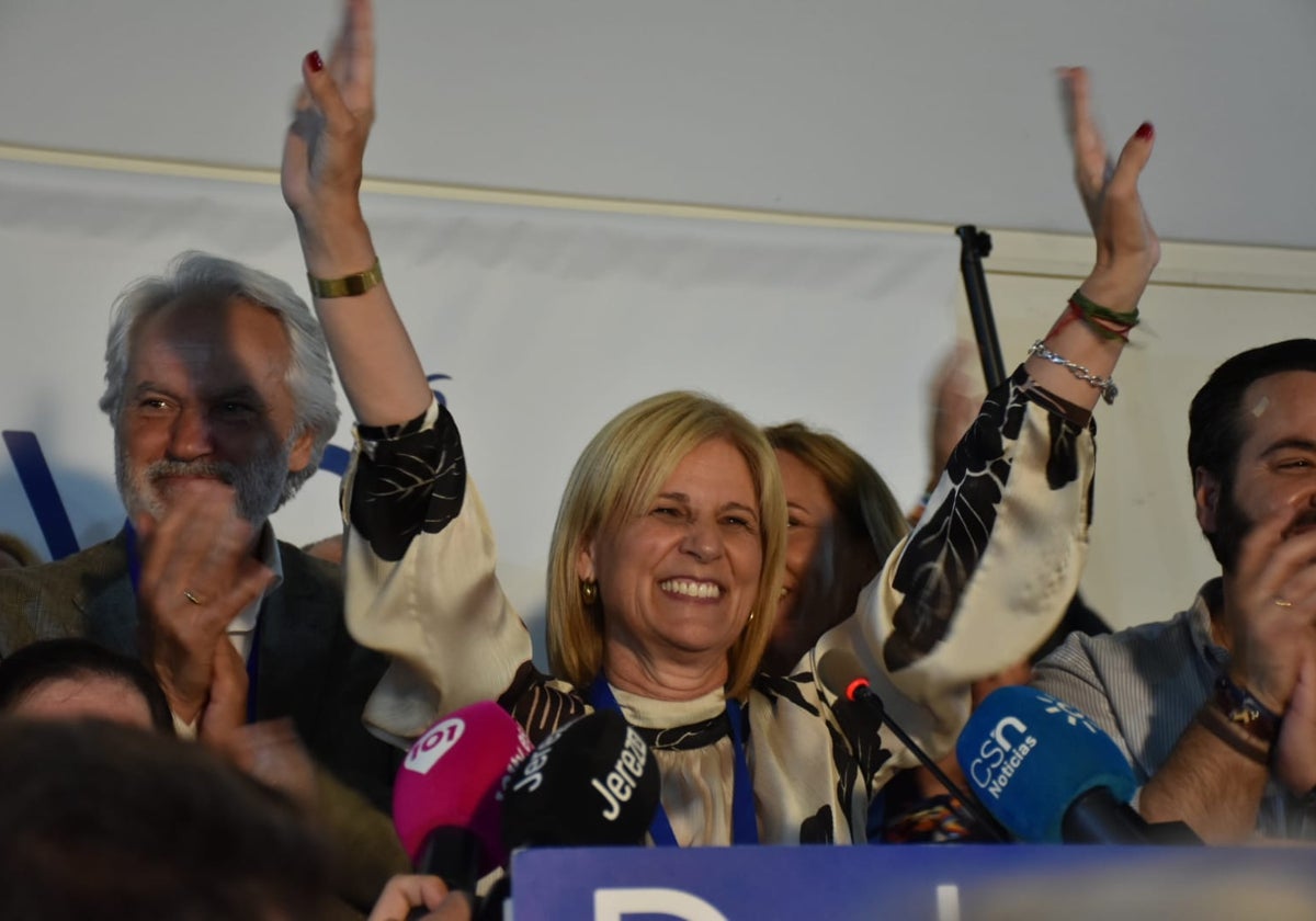 María José García Pelayo  tras ganar las elecciones municipales