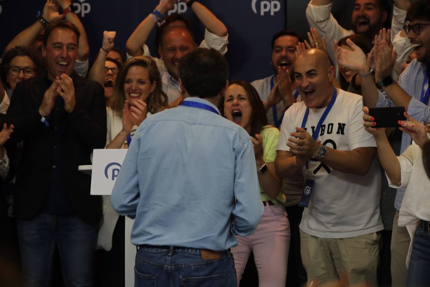 Fotos: Bruno García celebra la victoria del PP en Cádiz capital