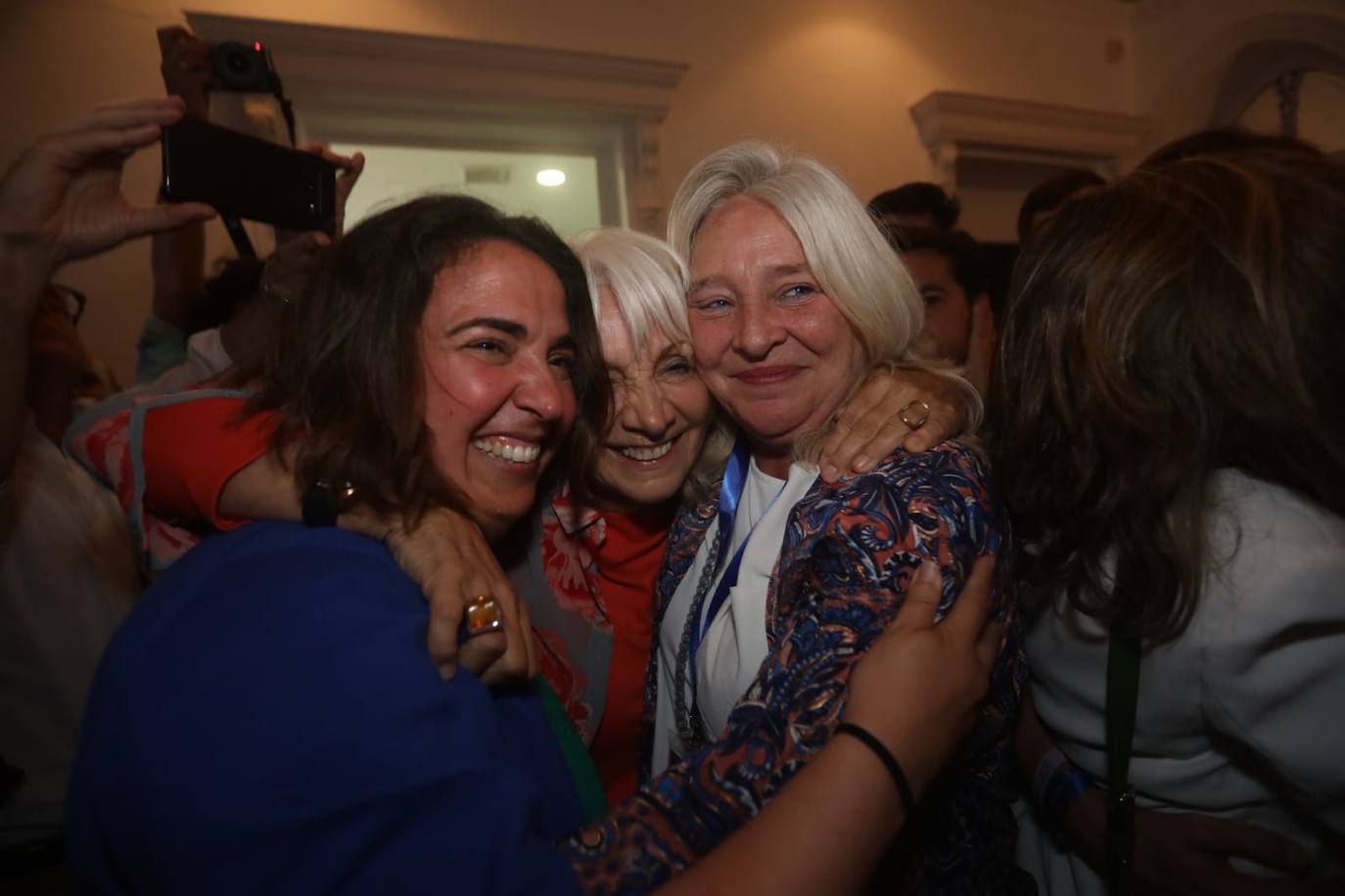 Fotos: Bruno García celebra la victoria del PP en Cádiz capital