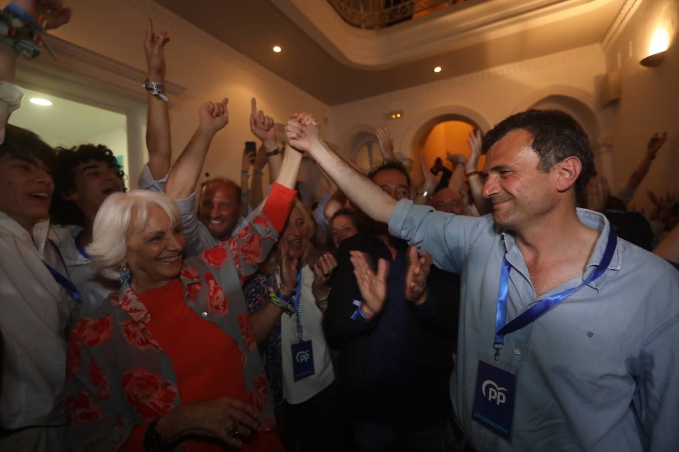 Fotos: Bruno García celebra la victoria del PP en Cádiz capital