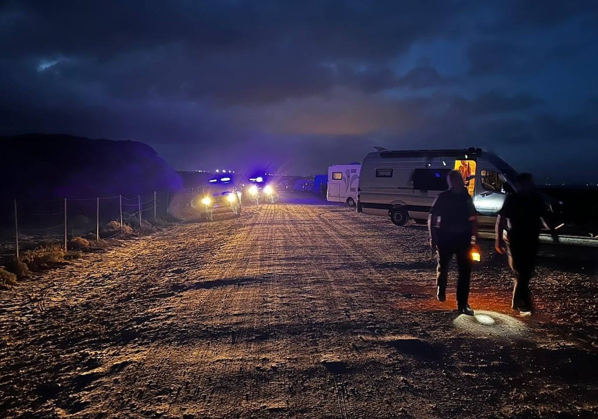 Acampada ilegal en Tarifa.