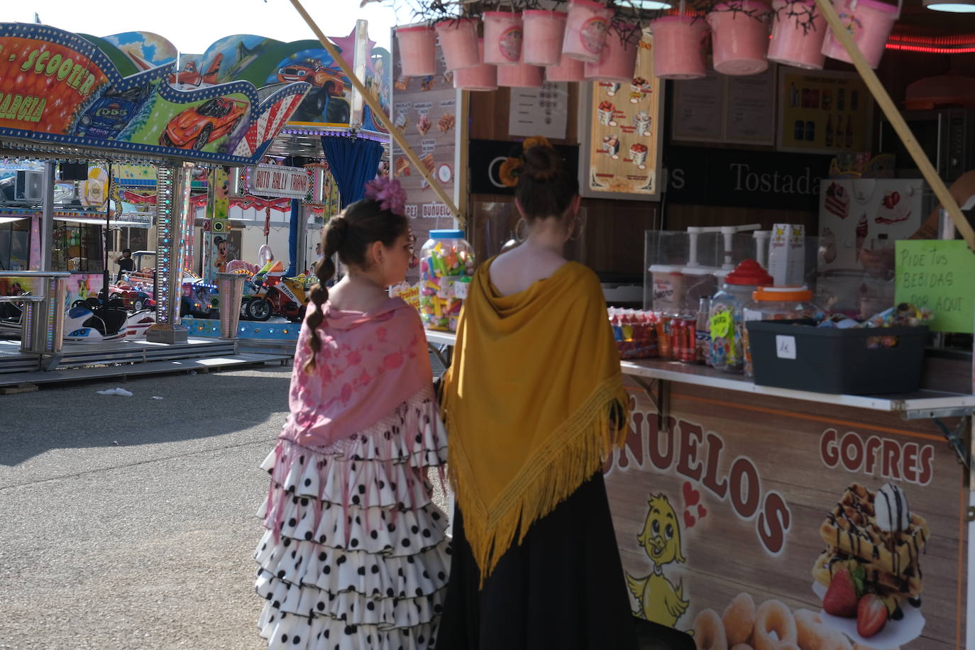 Fotos: La Feria de la Primavera vive un intenso viernes