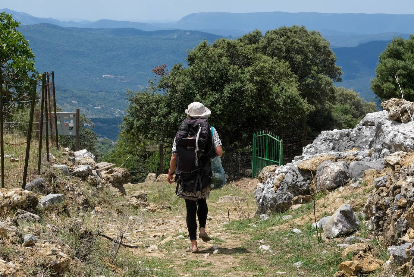 Fotos: Así es el viaje al Benaocaz más hippie