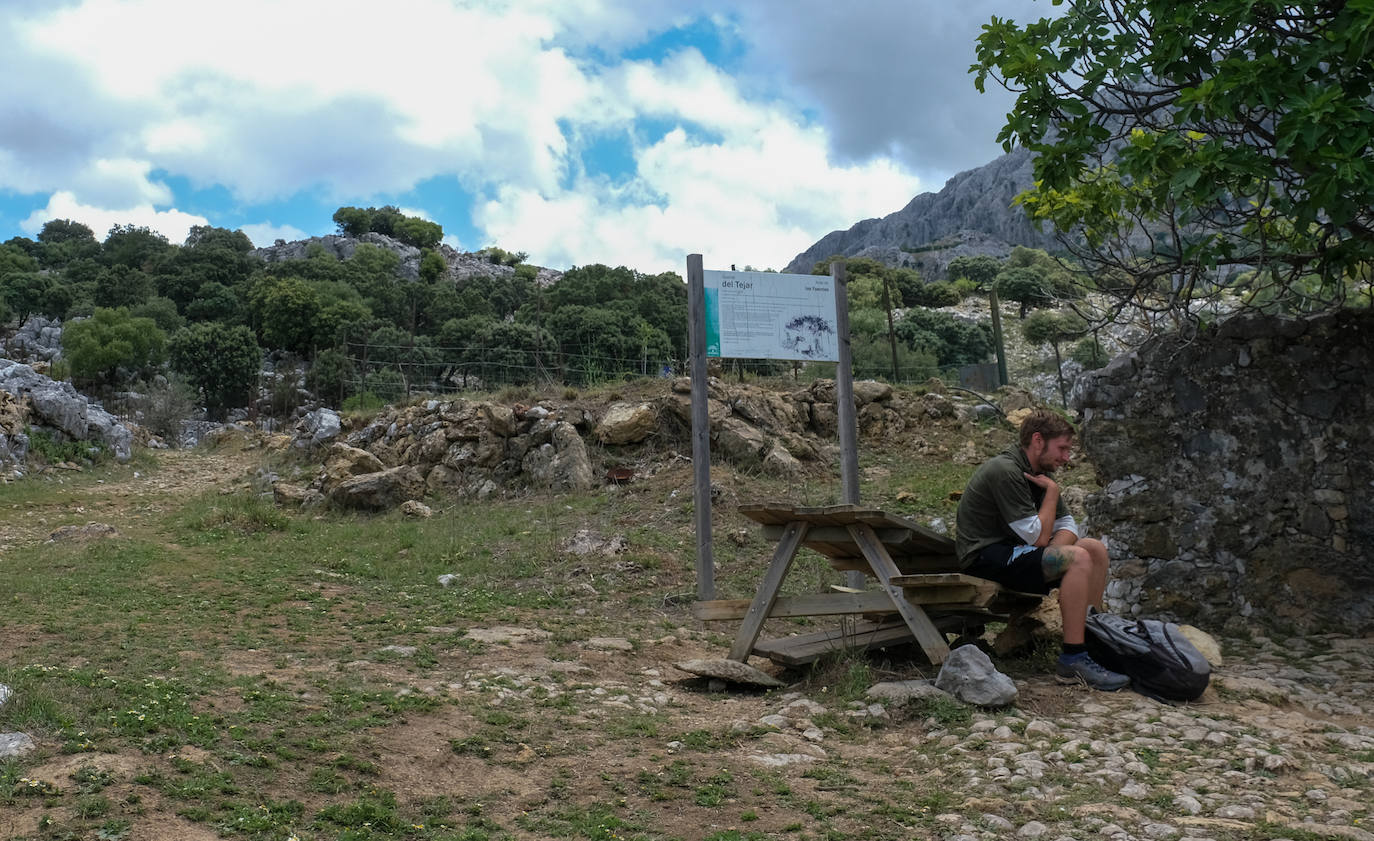 Fotos: Así es el viaje al Benaocaz más hippie