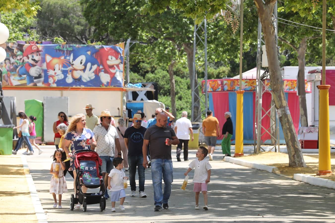 Fotos: Gran domingo de feria en Puerto Real