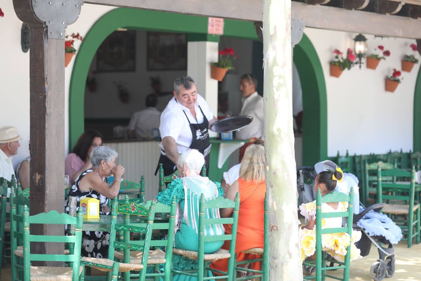 Fotos: Gran domingo de feria en Puerto Real