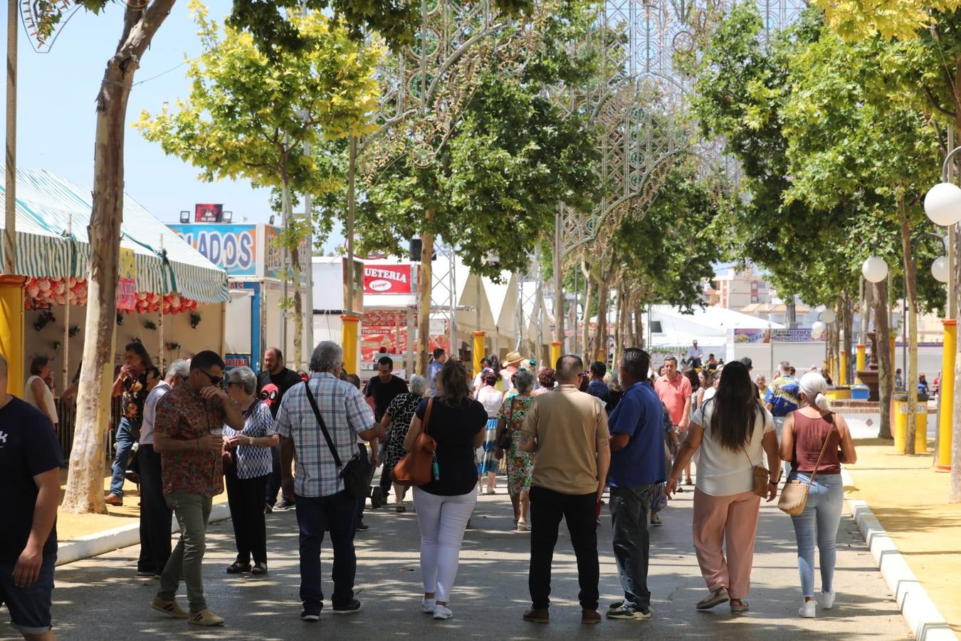 Fotos: Gran domingo de feria en Puerto Real