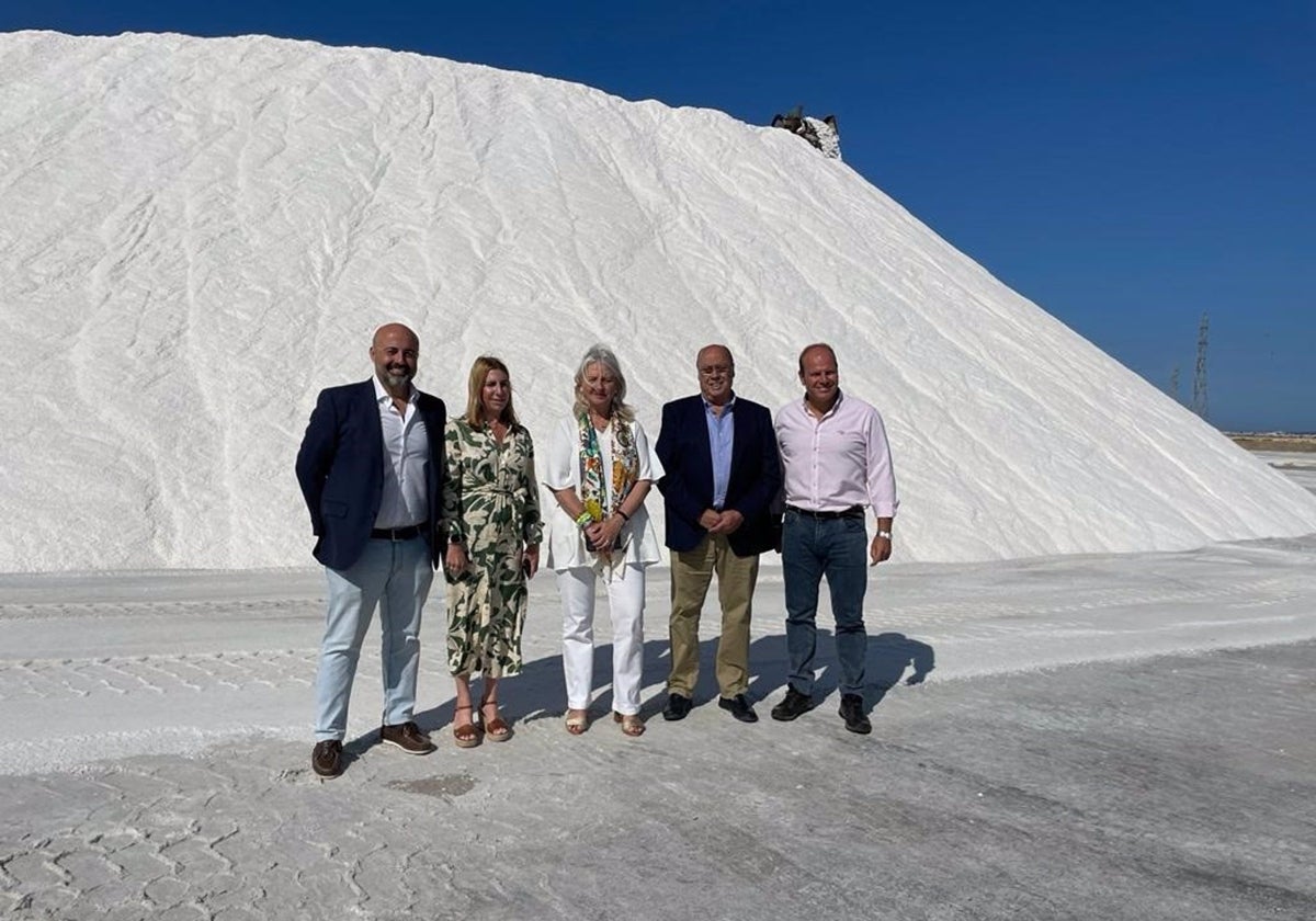 Encuentro para iniciar la tramitación de los terrenos de la salina.