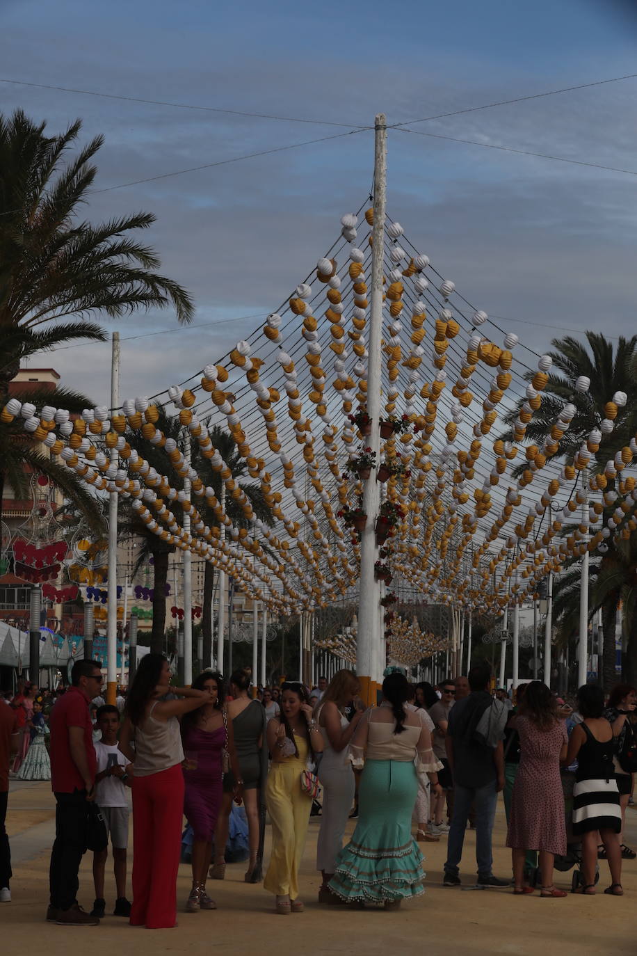 Fotos: La Feria de la Manzanilla ya luce con todo su esplendor