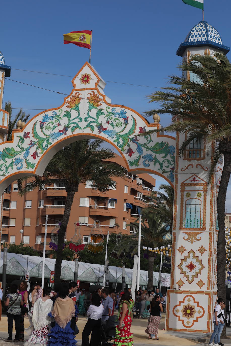 Fotos: La Feria de la Manzanilla ya luce con todo su esplendor