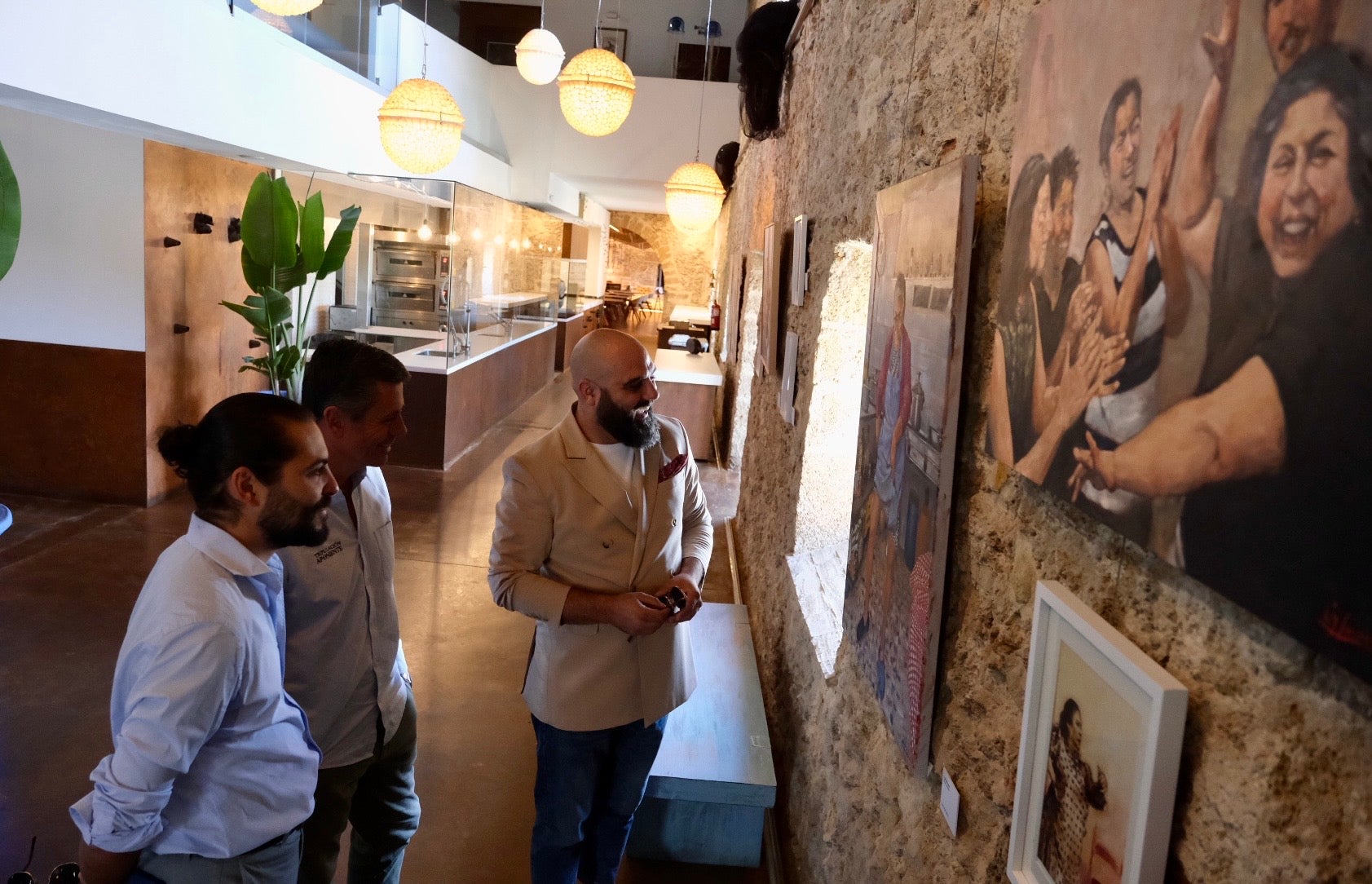 Fotos: Luis Márquez Carrasco presenta su exposición &#039;Mujeres de la baja Andalucía&#039;