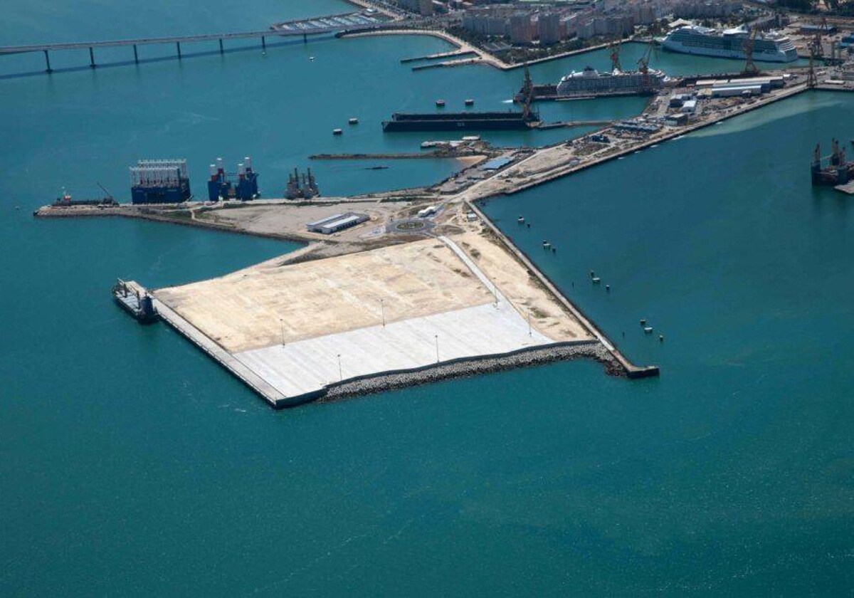 La nueva terminal de contenedores de Cádiz.
