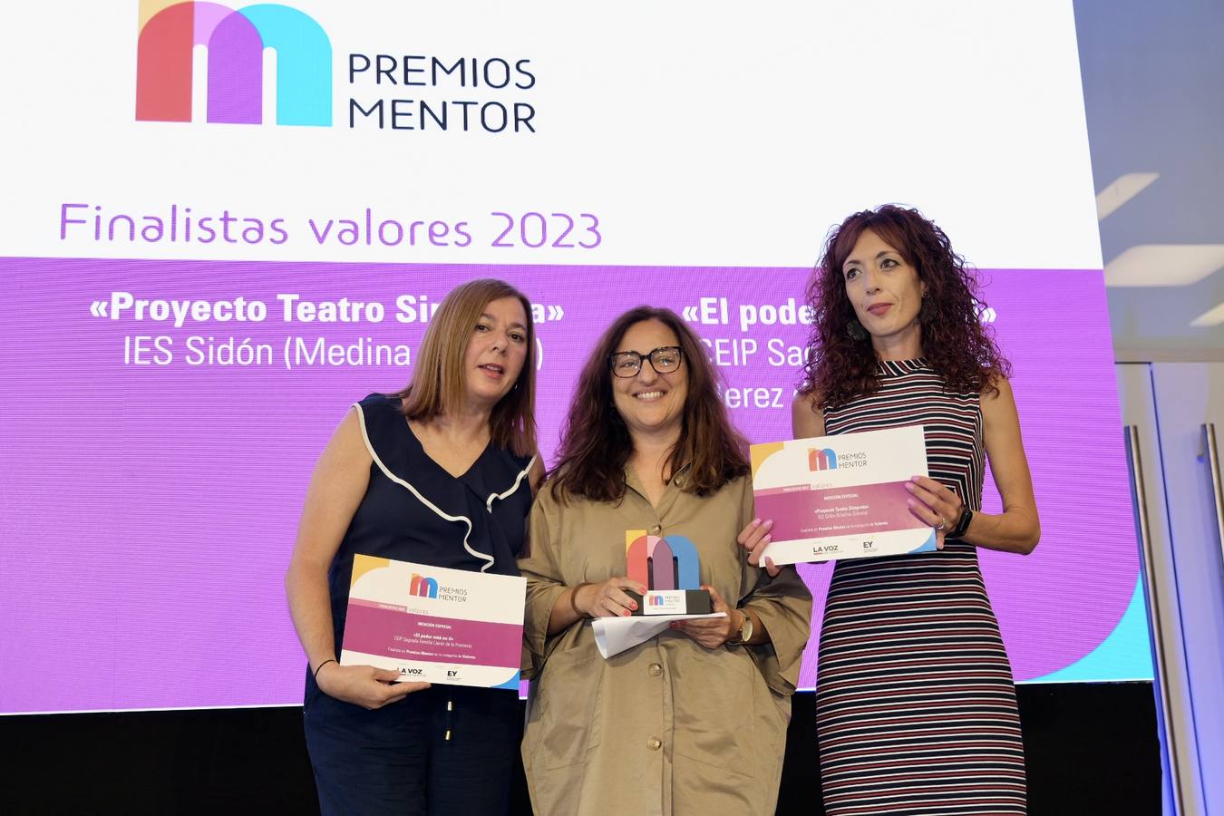 Fotos: Acto de entrega de la tercera edición de los Premios Mentor