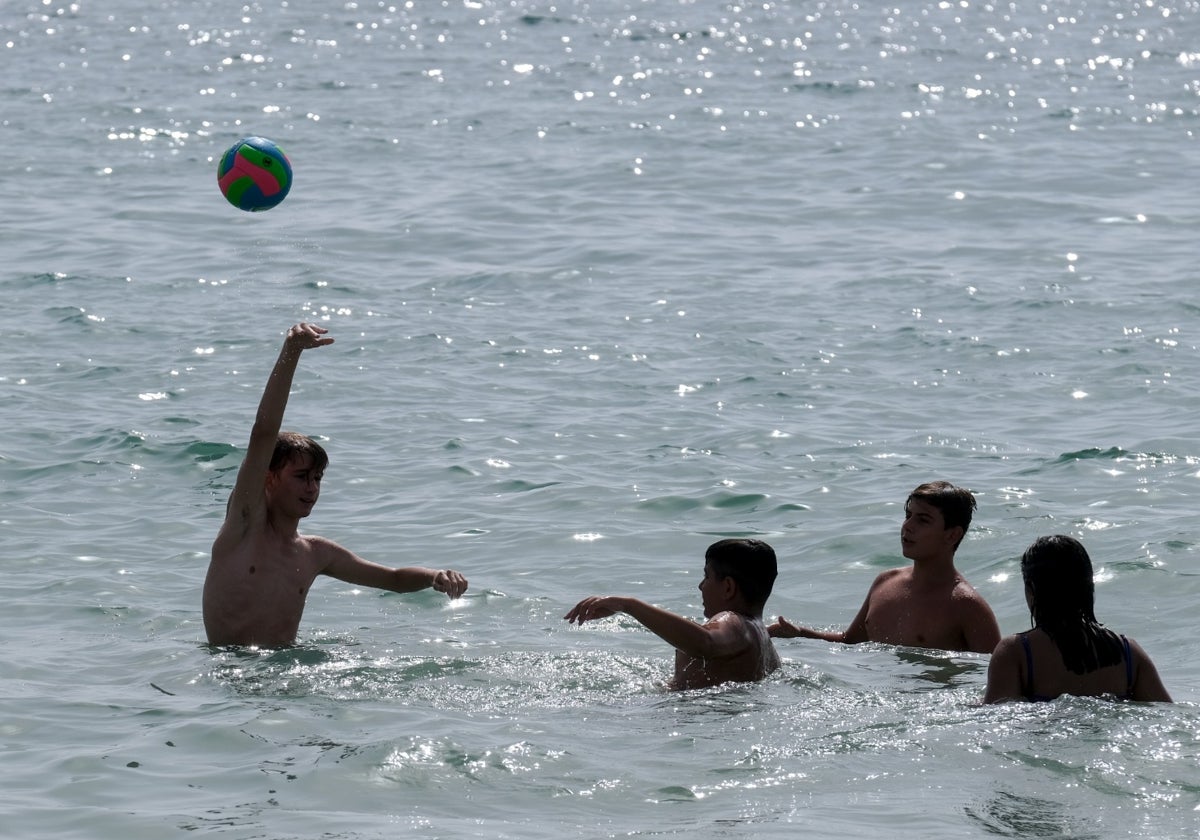 El calor disparará los termómetros en Cádiz por encima de los treinta.