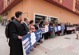 Vídeo: Abogados, procuradores y graduados sociales protestan en Cádiz por un pacto por la Justicia